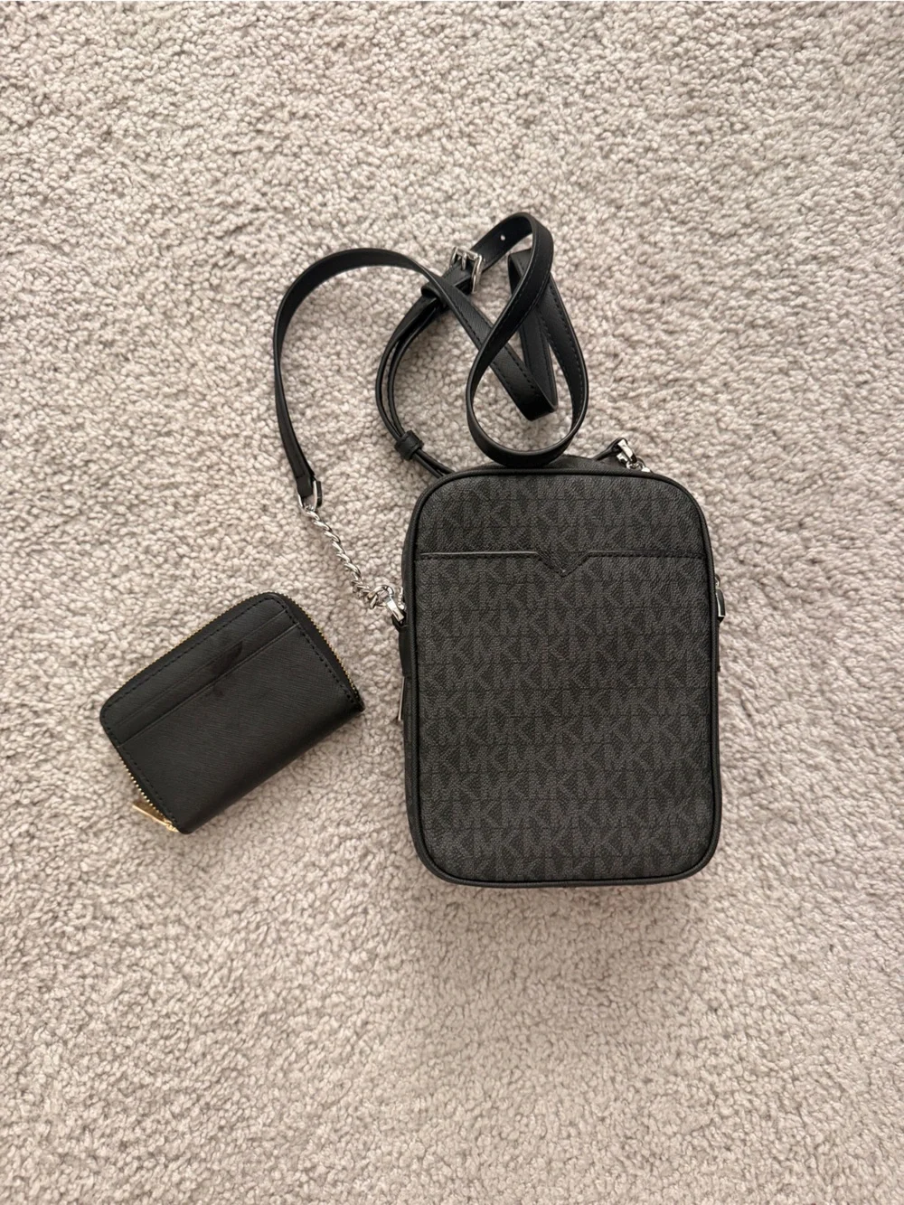 Michael Kors Black Signature crossbody Bag with Logo Print with wallet - Picture 2 of 4